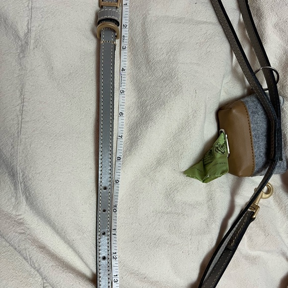 Hartman & Rose Leather Collar and Leash - Picture 3 of 4